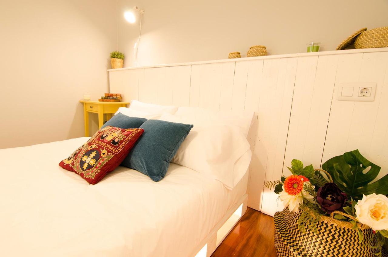 Valente Flat By Serendipia Turismo ซานติอาโก เด กอมโปสเตลา ภายนอก รูปภาพ